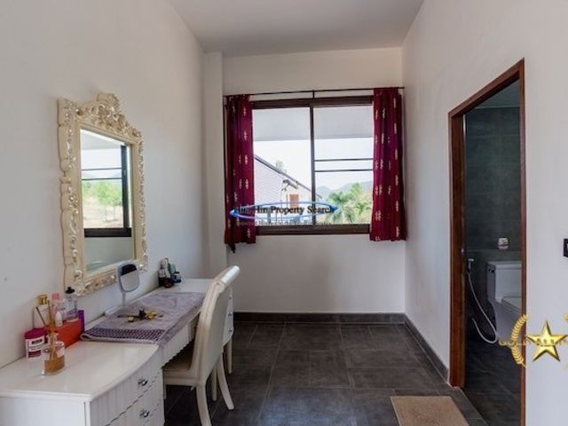 place photo 64