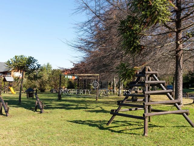 place photo 48