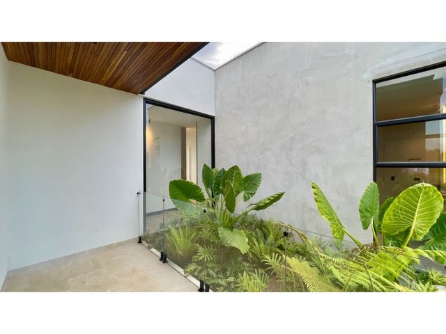 place photo 73