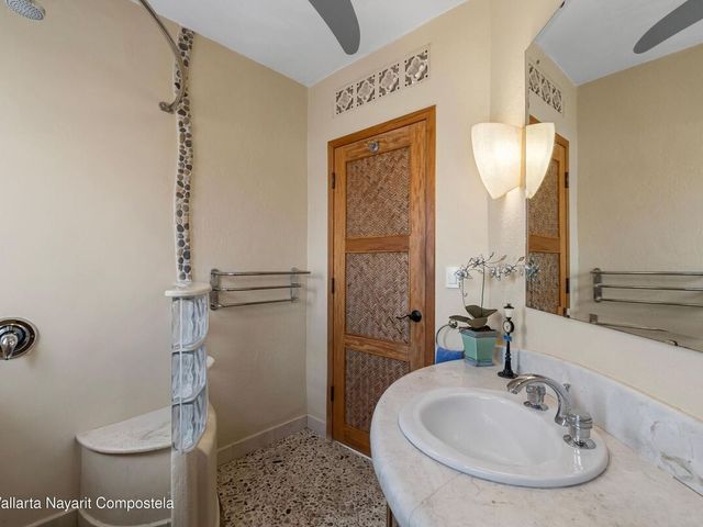 place photo 48