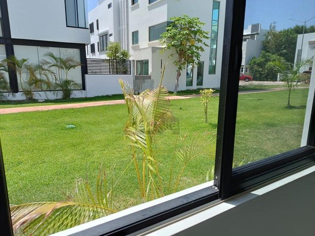 place photo 39