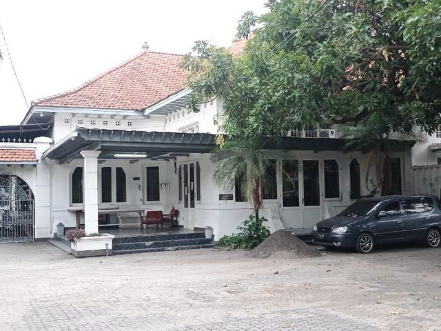 JUAL Rumah tengah kota jl.wr supratman