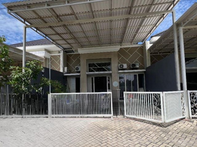 Rumah Murah Perbatasan Surabaya Barat, Taman Wisata Regency