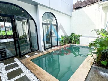 Villa dijual di Tibubeneng - AC, Alarm