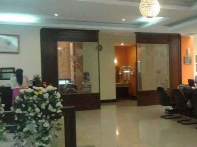 Rumah bagus, Jl. Supratman (Syp Riau)