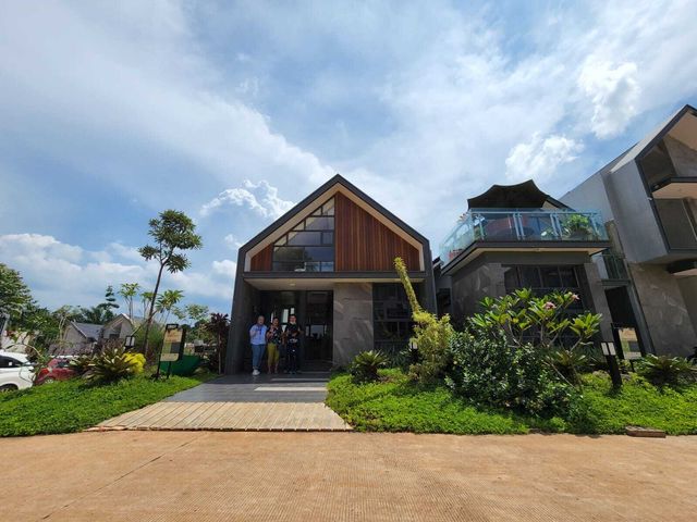 RUMAH RASA VILLA CANITIK DI BOGOR