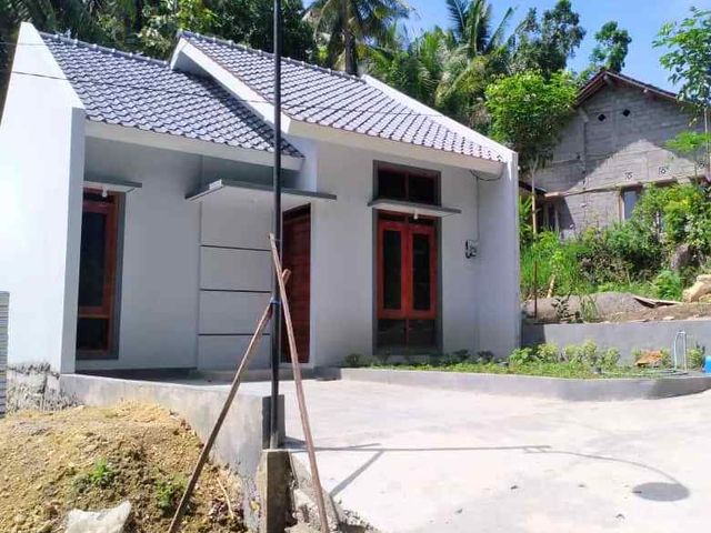 rumah dekat kampus UNY Wates di kulon progo jogja
