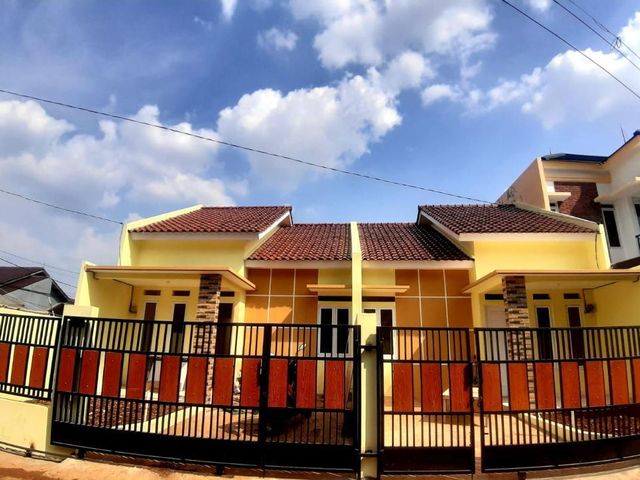 DI JUAL RUMAH SIAP HUNI, BONUS KOLAM RENANG, DI ANDARA SAWANGAN DEKAT CINERE LIMO