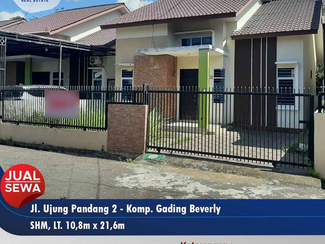 Dijual rumah Jl. Ujung Pandang Komp. Gading Beverly