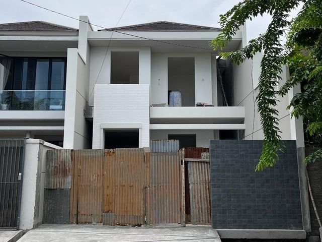 GADING PANTAI KENJERAN DKAT PAKUWON CITY, BABATAN PANTAI, SUTOREJO