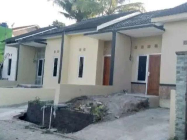 Rumah baru dekat transmart banyumanik