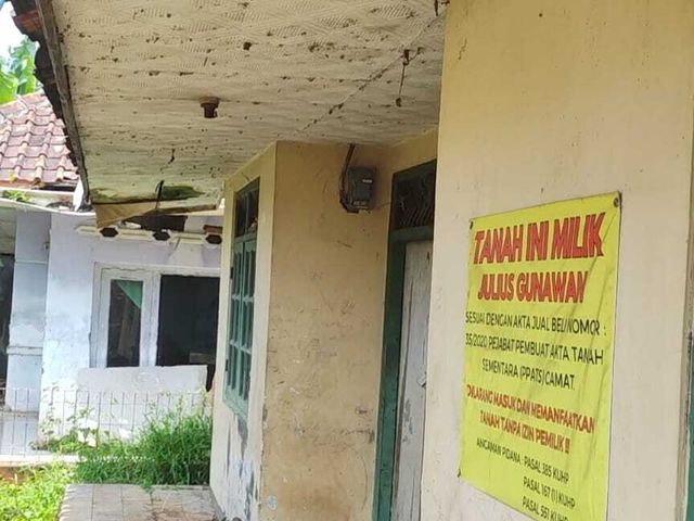 Rumah tua, siap untuk di renovasi, harga terjangkau