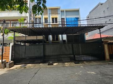 n977 Rumah 3lt 200m2 Gading Putih Raya Kelapa Gading bagus timur
