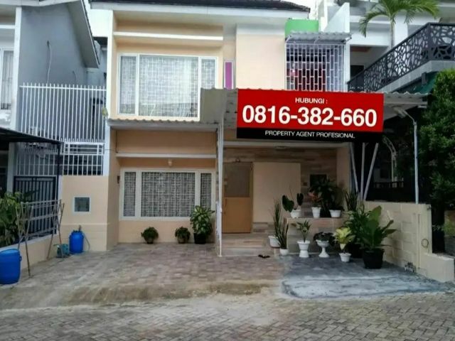 Dijual Rumah Mewah 140/136 ditengah kota Jln Enim Palembang