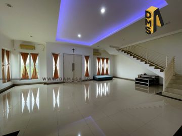 Jakarta Barat, Jakarta Raya - AC, Balkon