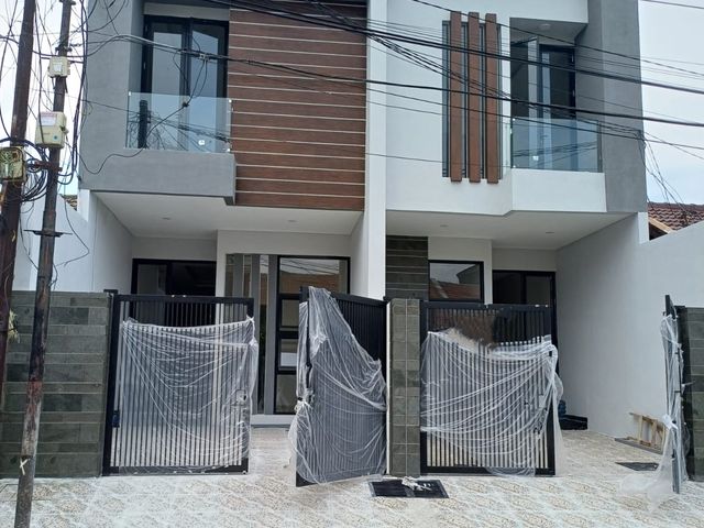 RUMAH BARU KLAMPIS SEMOLO WISMA MUKTI DKAT MANYAR, MOJO, DHARMAHUSADA, GALAXY MALL