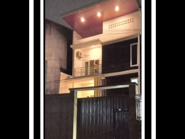 Rmh Jl Onta Lama Poros 7X17,5 - 3 Lantai Kamar Tidur 3 Kamar Mandi 5 M