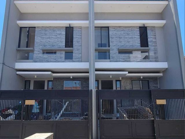 Fr17. New Project Dijual Rumah Klampis Semolo Timur