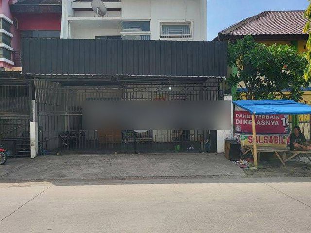 Rumah Untuk Usaha Strategis