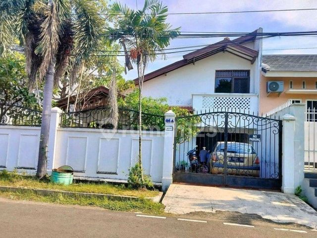 Rumah 2 Lnt Lebar 12m Jalan Lebar Dan Bisa Kntr