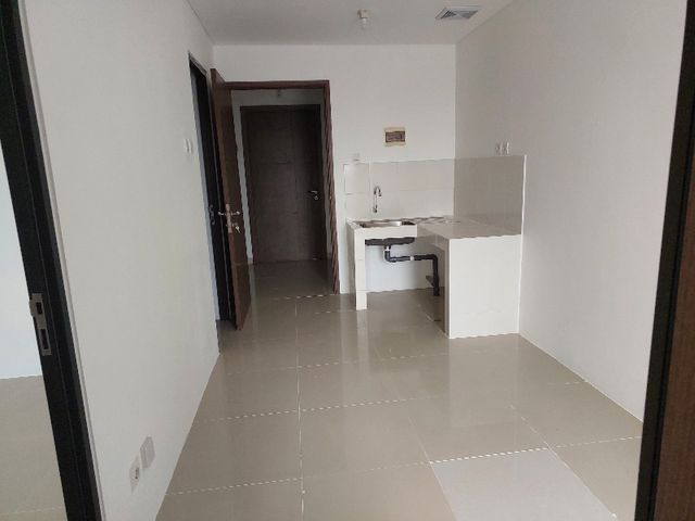ready 1 kamar unfurnised