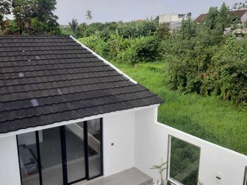 Villa untuk disewakan di Tibubeneng - Balkon