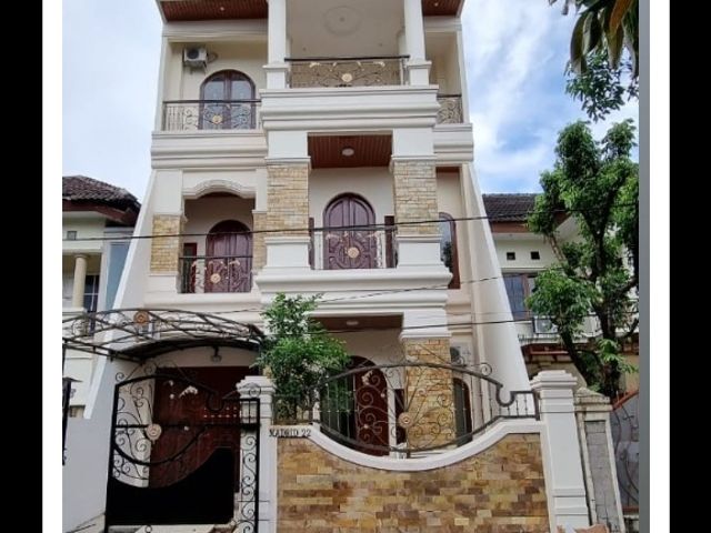 Trn Hrg Golden Park+ Full Perabot 8X18, Luas Bangunan 300 M² 3 Lti SHM