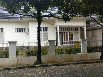 Kota BEKASI, Jawa Barat - AC, Garasi, Area anak-anak