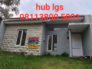 Rumah dijual di Pakal - Garasi, Area anak-anak