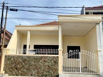 DISEWAKAN RUMAH NIRWANA EKSEKUTIF DKT BARUK MERR,