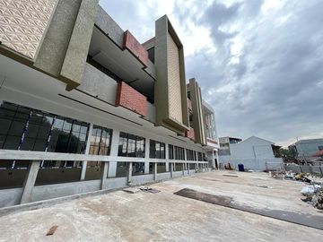 Room dijual di Jakarta Utara - Garasi, Setengah terpisah