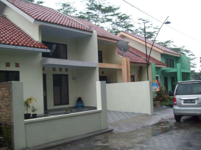 Rumah baru mewah murah strategis dekat kota