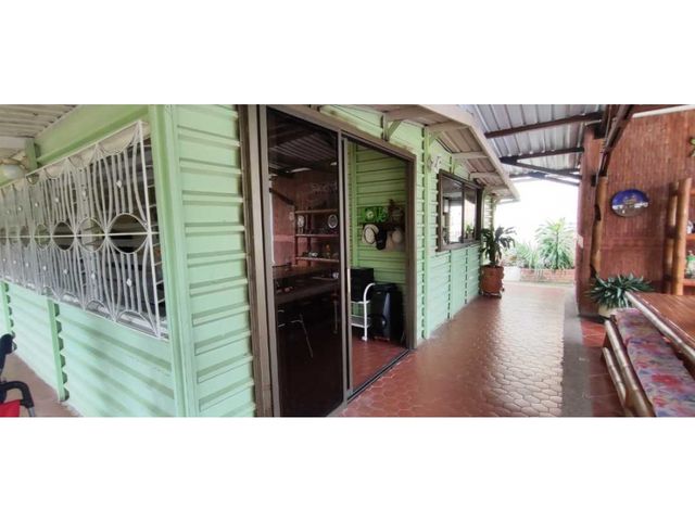 place photo 38