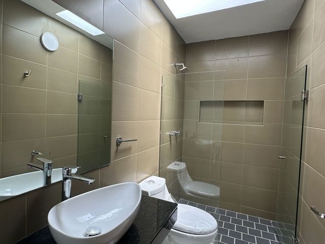 place photo 47