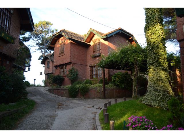 place photo 25