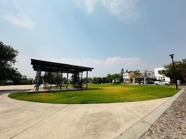 place photo 36