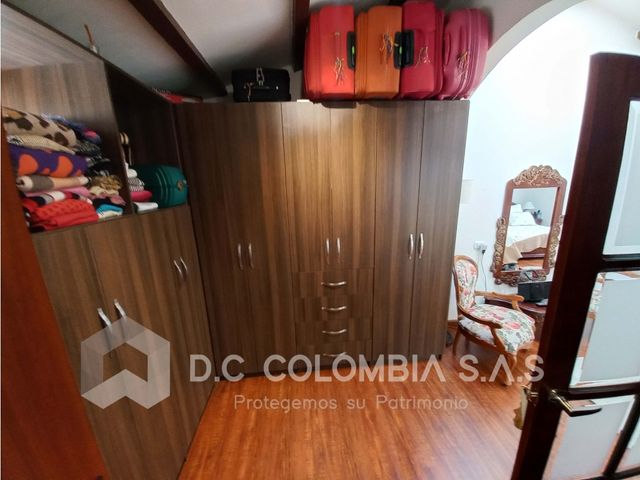 place photo 52