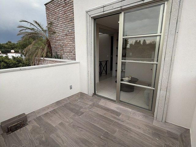 place photo 36