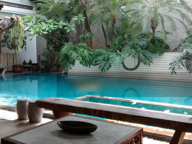 Dijual rumah Jl. Yusuf Adiwinata, Menteng