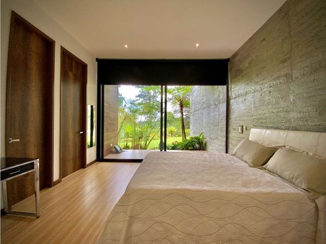 place photo 54