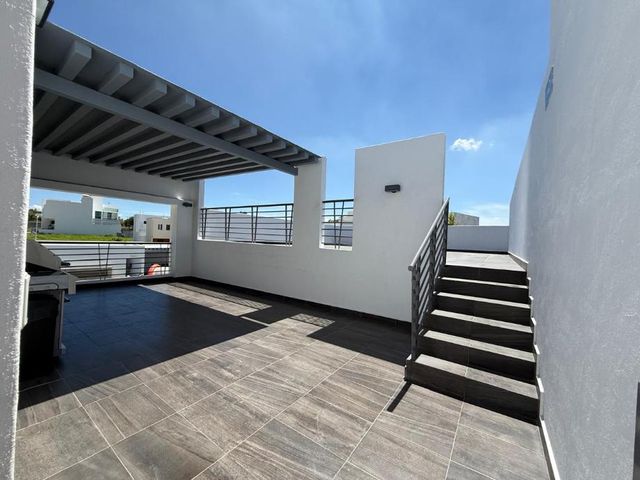 place photo 24