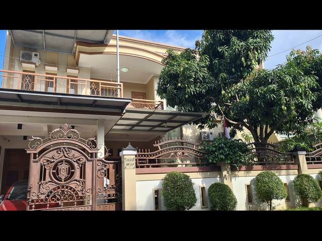 Rumah mewah dan terawat di perumahan Elit di semarang atas