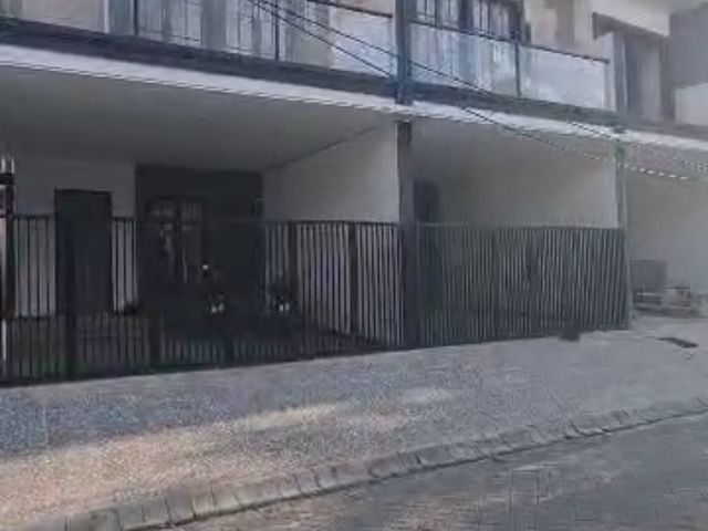 ‼️BARU GRESS‼️Rumah 2 Lantai Siap Huni HOOK diKetintang Baru SBY.