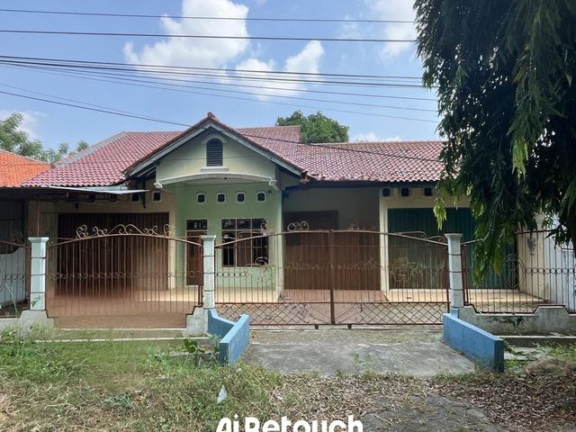 BREBES TAMAN SISWA PADASUGIH RUMAH LUAS PINGGIR JALAN JUAL MURAH