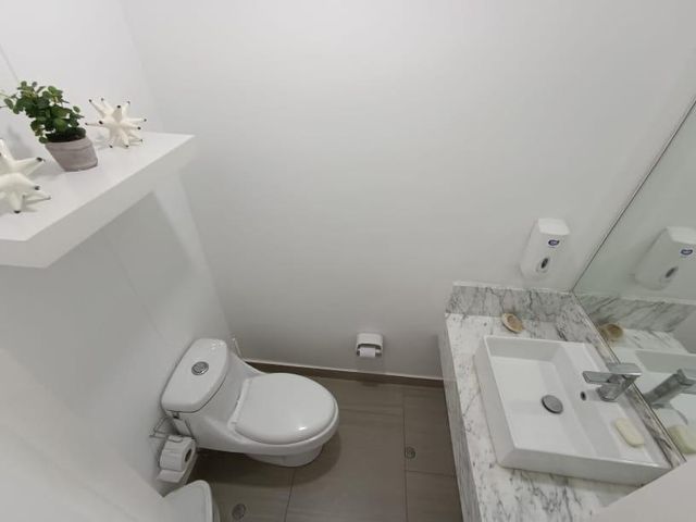 place photo 25