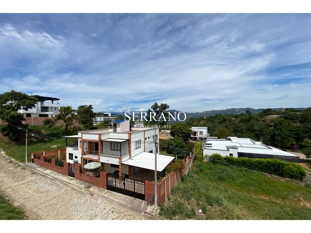 place photo 32