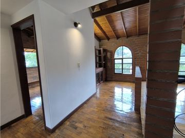place photo 90