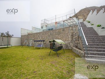 place photo 32