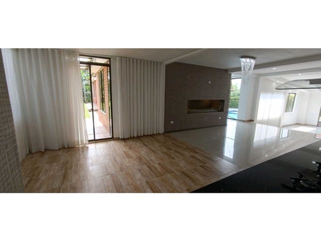 place photo 63