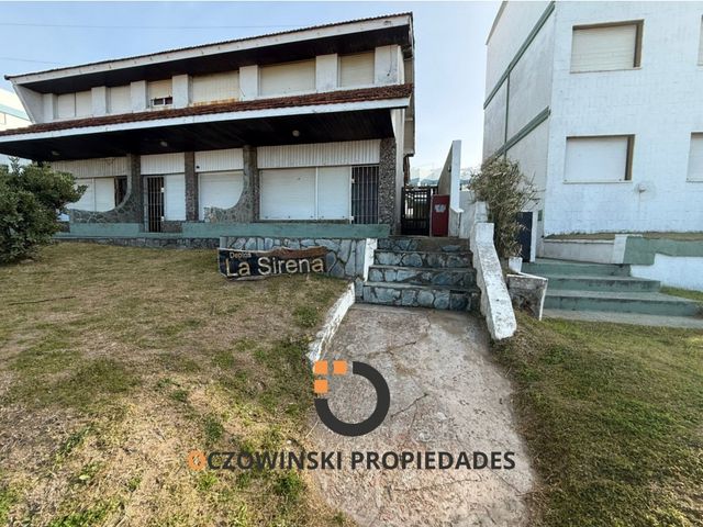 place photo 18